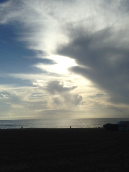 Sunrise run along the ocean